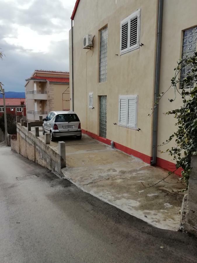 Angella Apartment ดูกีรัท ภายนอก รูปภาพ