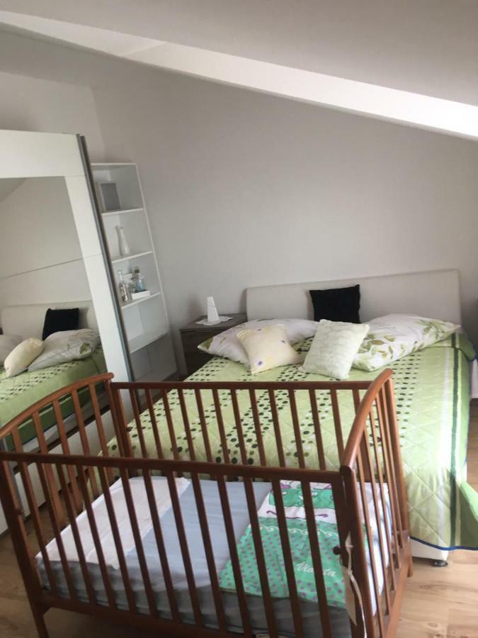 Angella Apartment ดูกีรัท ภายนอก รูปภาพ